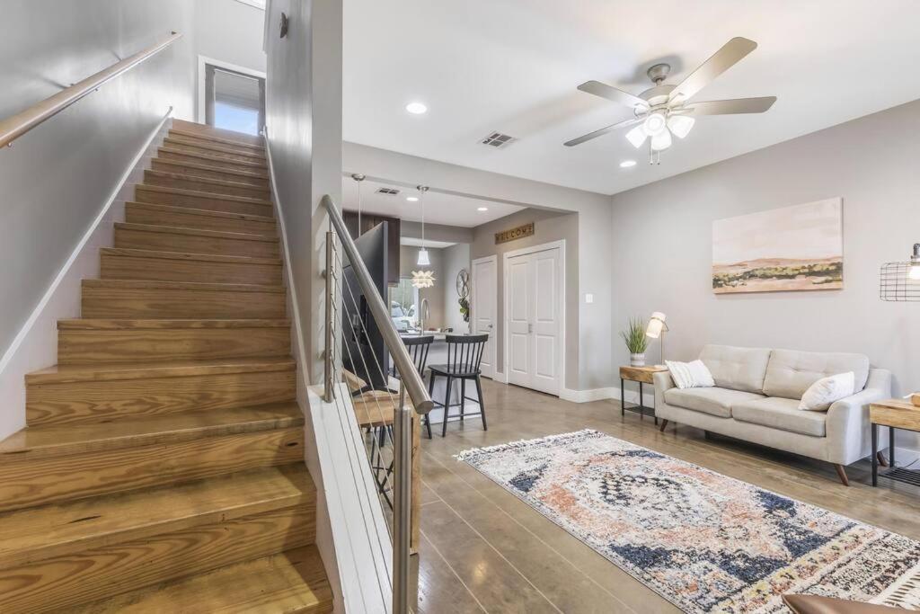 Cozy 2 Bed Townhome Near The Hospital Lafayette Exteriér fotografie