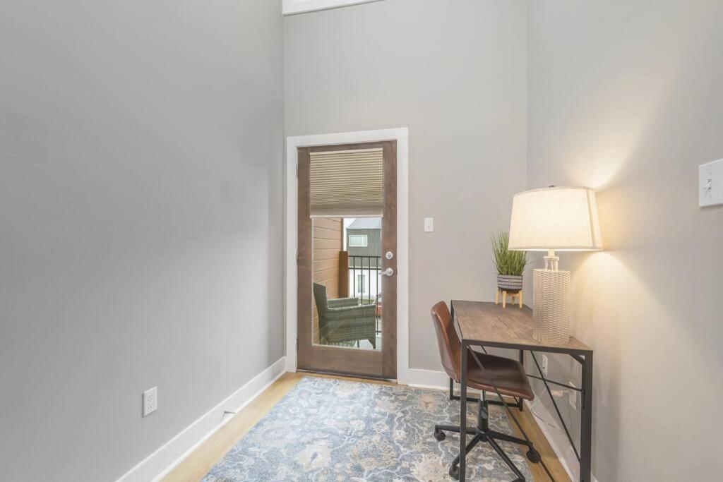 Cozy 2 Bed Townhome Near The Hospital Lafayette Exteriér fotografie